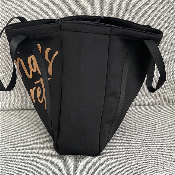 Victoria's Secret Black and Gold Tote Bag - Picture 8 of 16